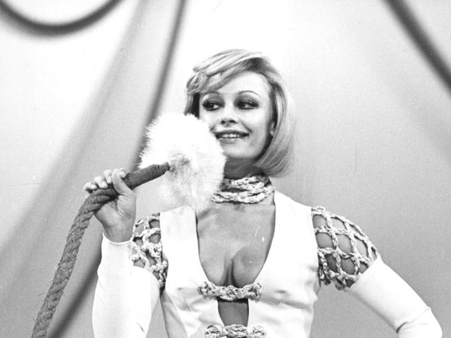 Raffaella Carrà, regina del sabato sera anni 70 con Canzonissima.